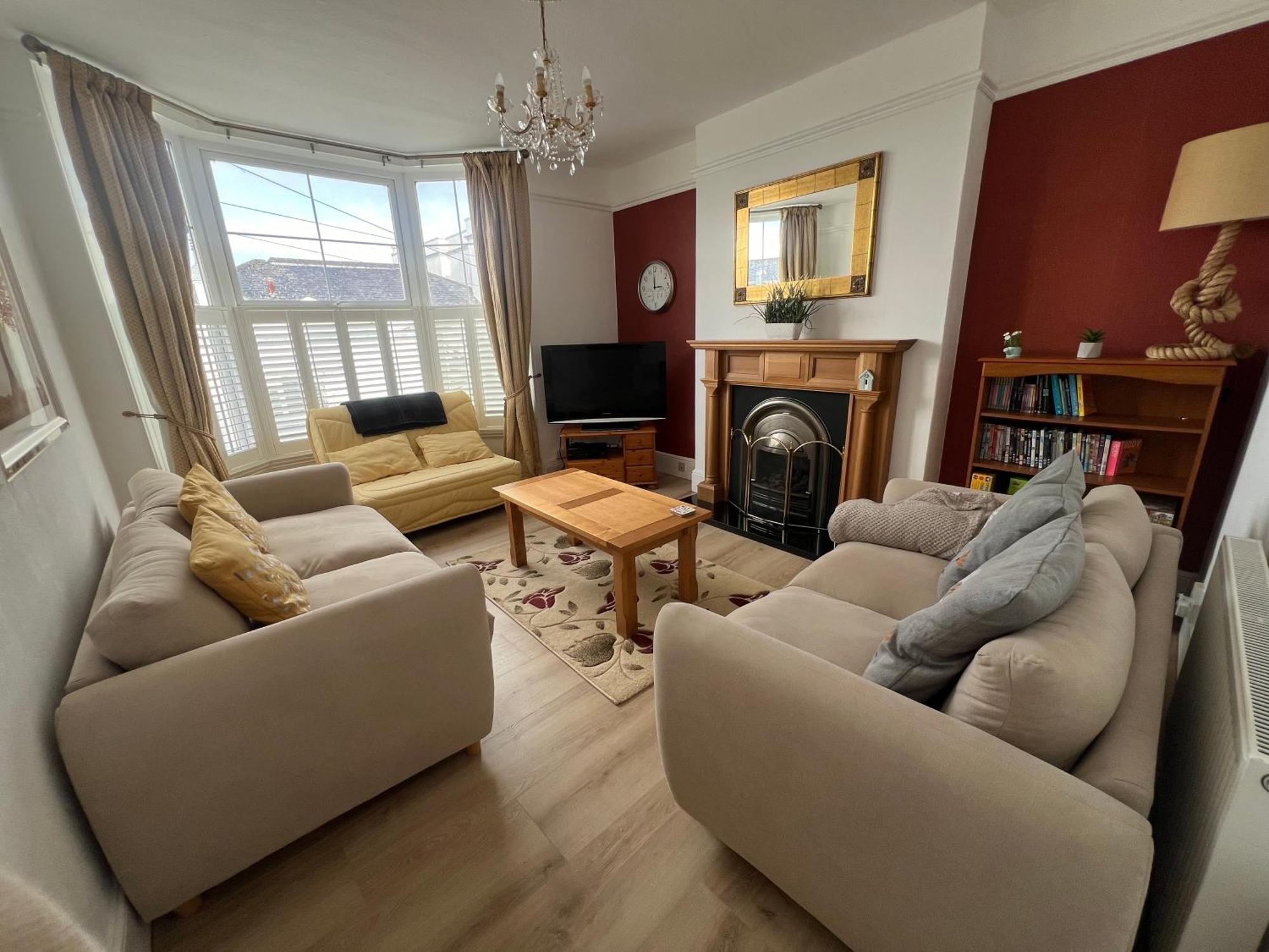 Spacious First Floor Family Flat, Sea View Торкі Екстер'єр фото